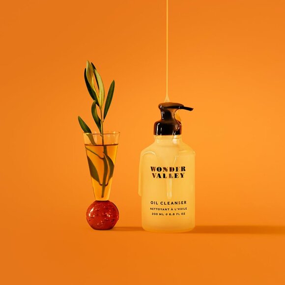 WONDER VALLEY-Oil Cleanser|Vegan,Cruelty-Free,All Skin Types|Cleanses & Hydrates - Picture 4 of 6